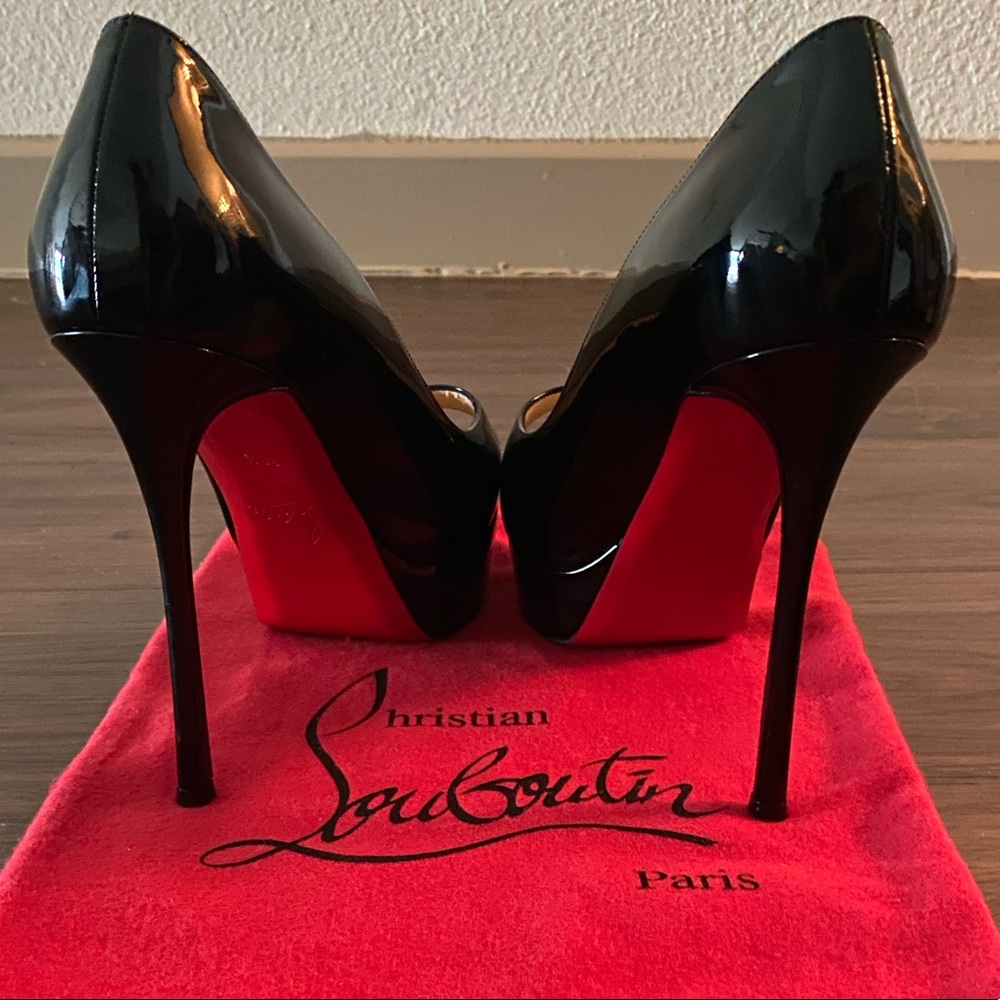 Black 122mm Very Prive Louboutin Pump